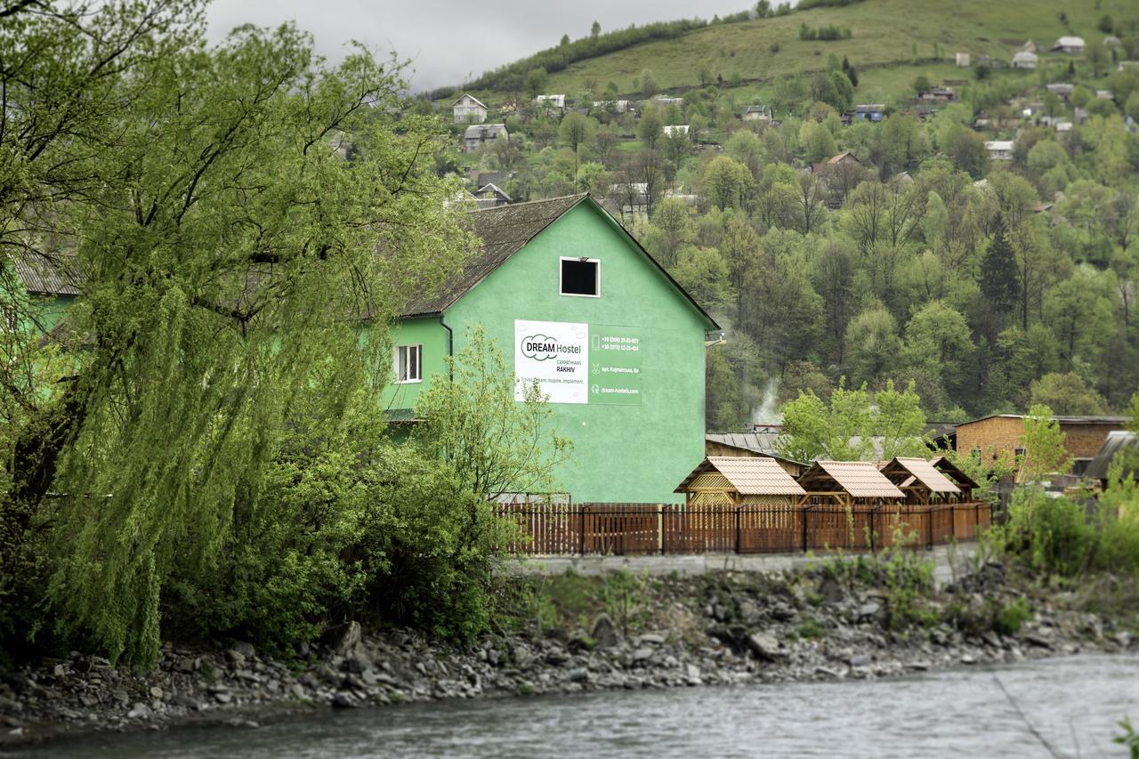 Dream Hostel Carpathians Rachiv Buitenkant foto