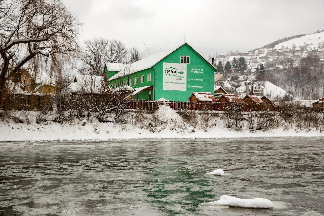 Dream Hostel Carpathians Rachiv Buitenkant foto